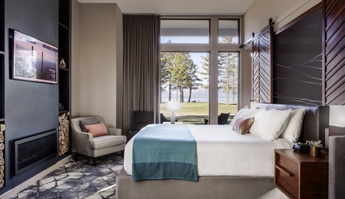 Suite, 1 King Bed, Lake View (Edgewood)