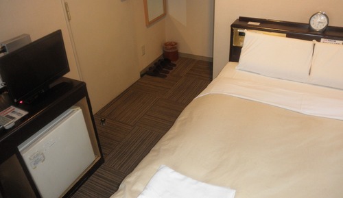 Double Room, Smoking