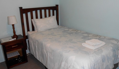Budget single room for single person