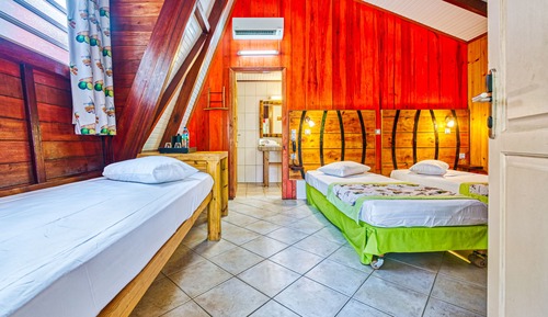 Bungalow triple vue sur jardin - Lits simples