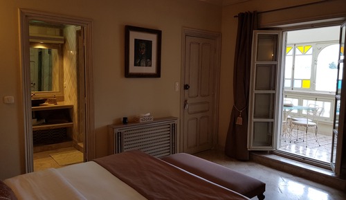 Double Room (Carthage)