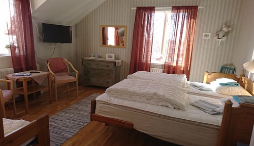 Family Room, Shared Bathroom