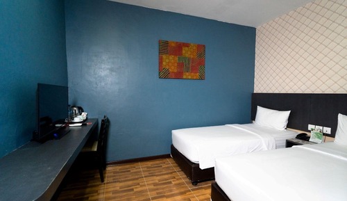 Economy Room