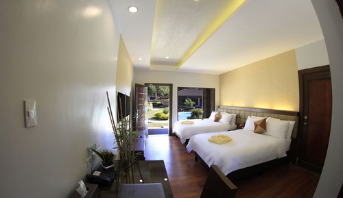 Poolside Premier Room