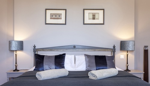 Luxe Room