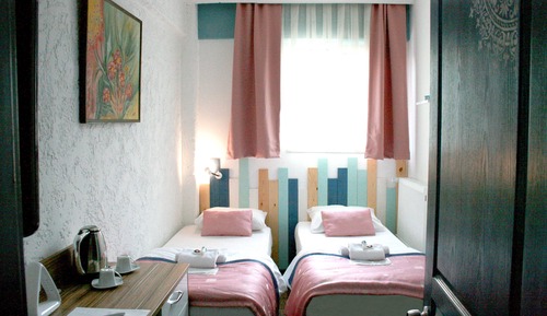 Deluxe Double or Twin Room, 1 Bedroom, Accessible, Beachside