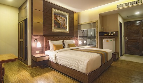 Deluxe Room, 1 Bedroom, Non Smoking, Private Bathroom