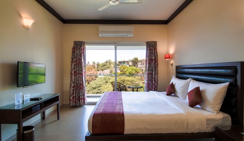 Deluxe Room Redstone Wing