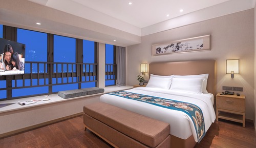 One-Bedroom Premier Suite