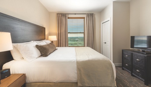 Presidential Condo, 2 Bedrooms