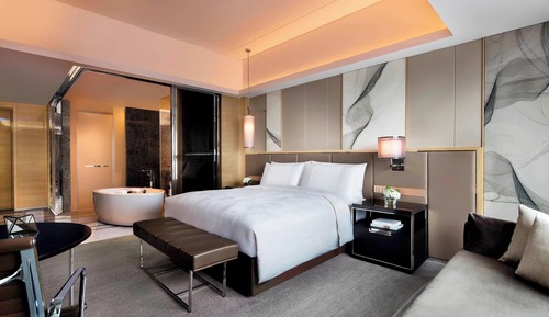 Executive Room, 1 King Bed