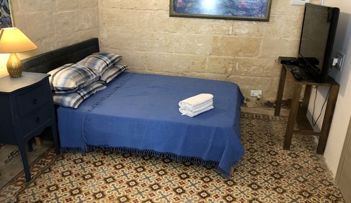 Basic Room, 1 Double Bed