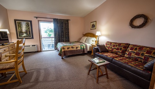 Deluxe Room, 1 Queen Bed with Sofa bed, Lake View, Lakeside
