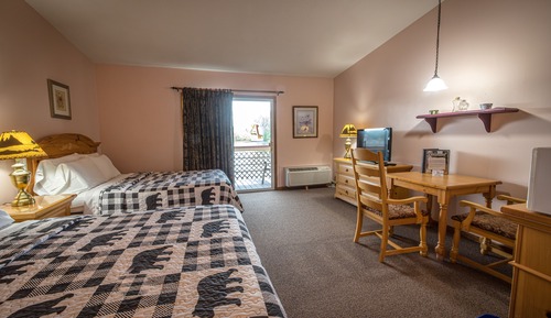 Deluxe Room, 2 Queen Beds, Lake View, Lakeside