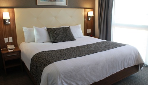 Standard Room, 1 King Bed