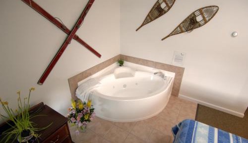King Room with Spa Bath