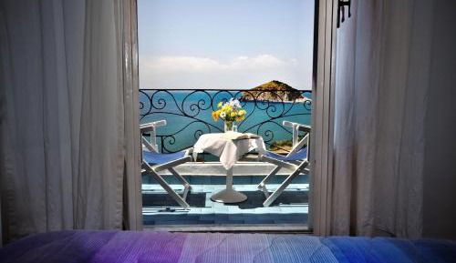 Quadruple Room with Sea View