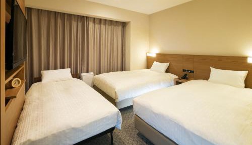 Twin Room (3 Adults) - Non-Smoking