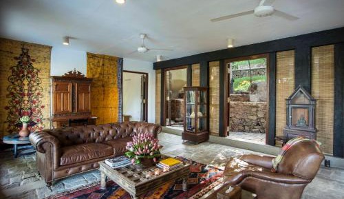 Queen Room with Balcony