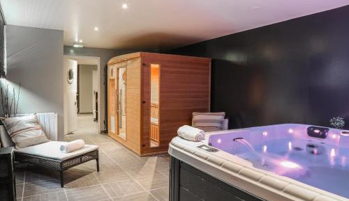 Double Room with Spa Access (2 Adults) 