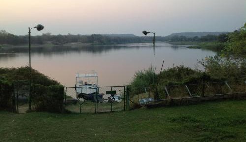 Deluxe Double or Twin Room with River View