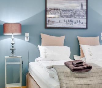 Deluxe Double or Twin Room with Shared Bathroom