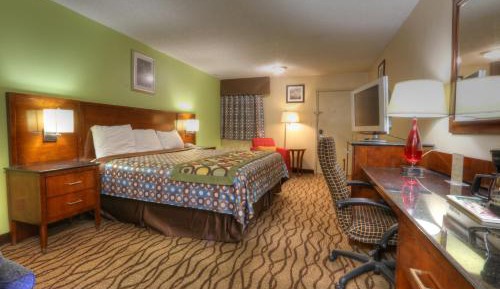 Standard King Room