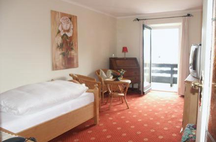 Deluxe Single Room