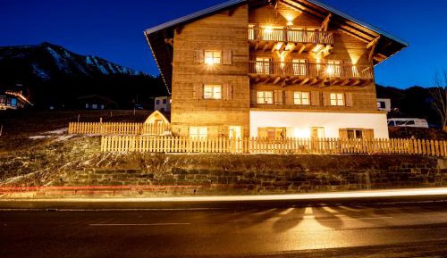 Chalet mit 11 Schlafzimmern