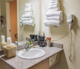 King Room with Balcony - Non-Smoking / No Pets Allowed