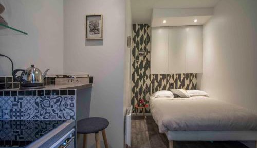 Studio Apartment
