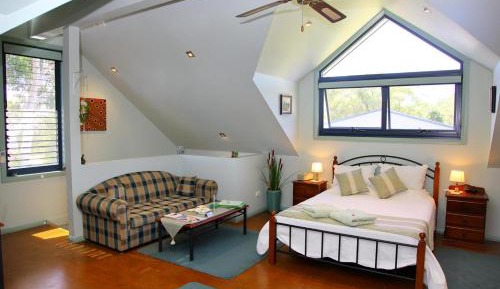Deluxe Queen Room