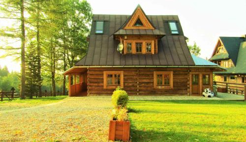 Six-Bedroom House
