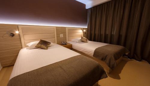 Twin Room with Pool View