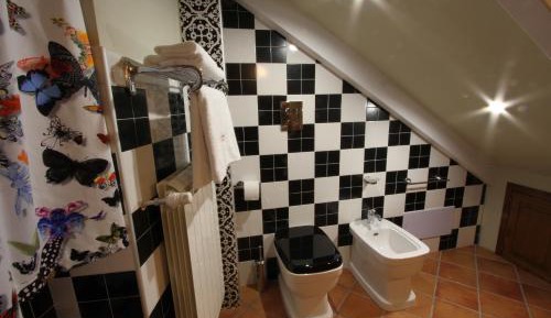 Double Room with Private External Bathroom