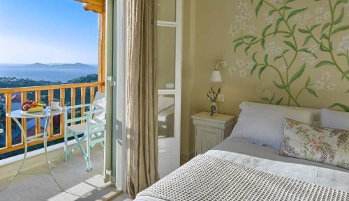 Studio with Sea View (2 Adults)