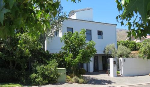 Two-Bedroom Apartment with Garden View