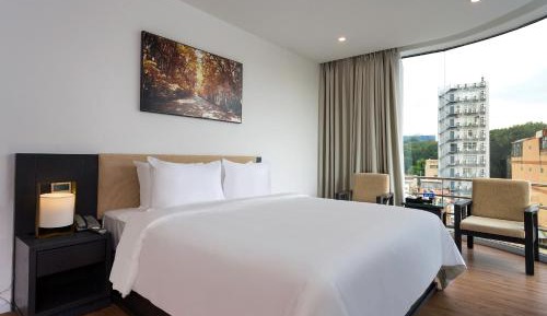 Suite with City View