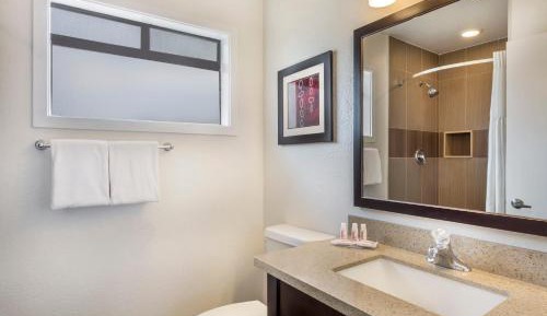 King Room- Non-Smoking