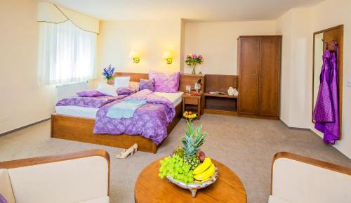 Quadruple Room with Garden View