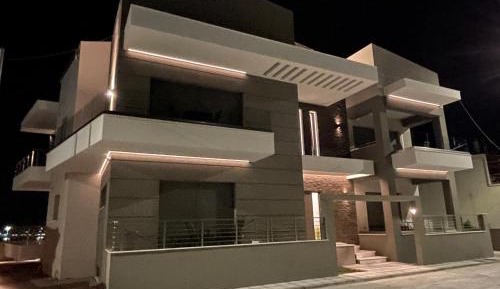 Two-Bedroom Deluxe Apartment with Harbor View