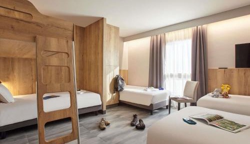 CO'Room FOR 5