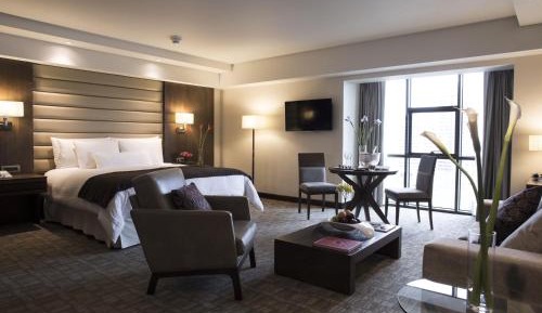  Grand Room