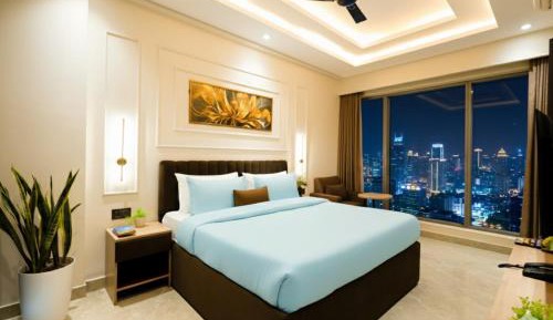 Suite with Balcony