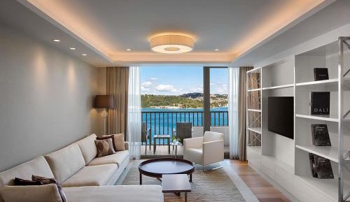 Two-Bedroom Residence with Bosphorus View