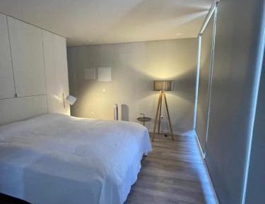 Studio Apartment with Queen Bed