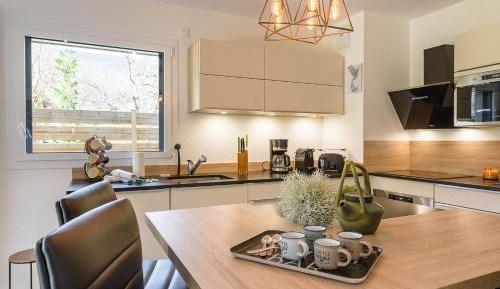 Apartment with Garden View