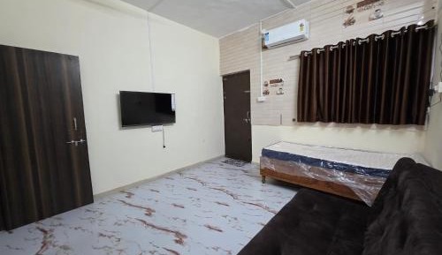 One-Bedroom Standard Apartment