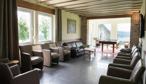 Seven-Bedroom Holiday Home