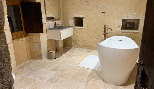 Quadruple Room with Private Bathroom
